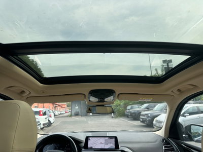 BMW X3 xdrive20i mhev 48V auto (9)