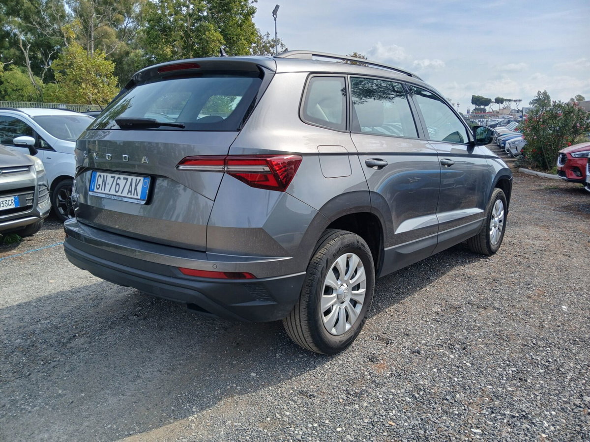 Skoda Karoq 1.0 TSI 110 CV Executive (5)