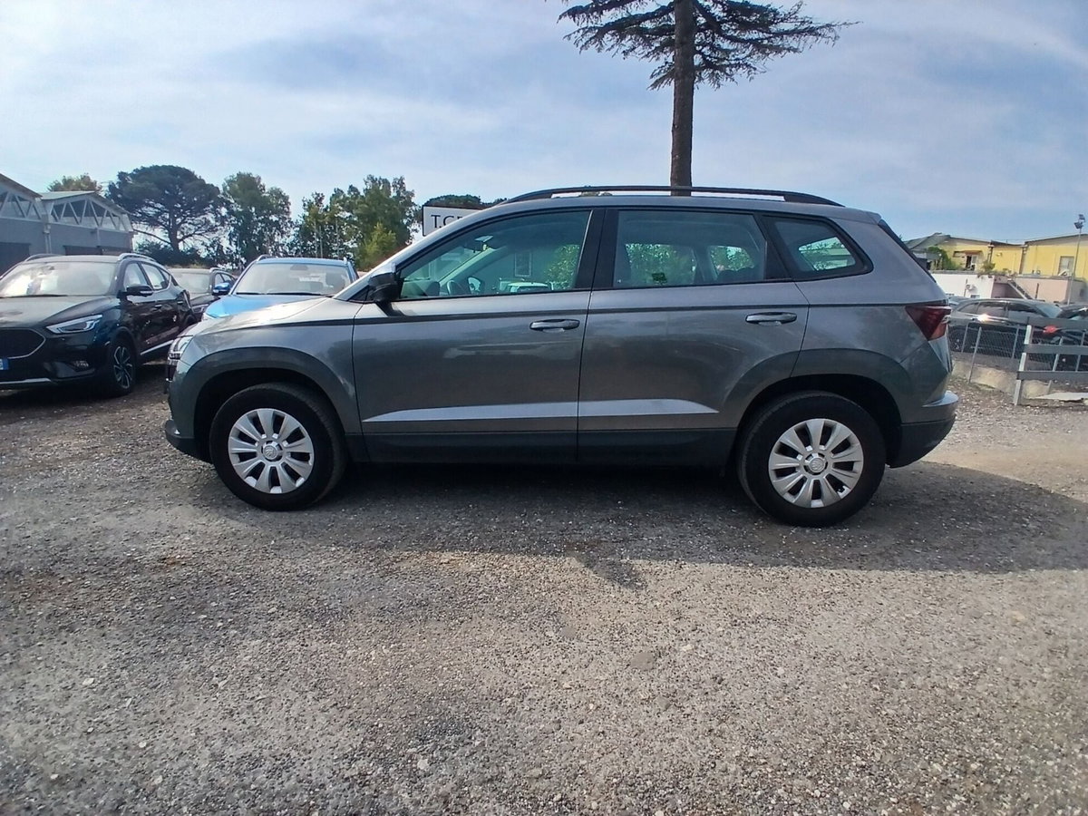 Skoda Karoq 1.0 TSI 110 CV Executive (8)