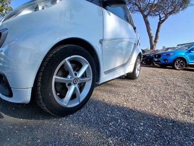 smart Fortwo 800 40 kW coupé pulse cdi (10)