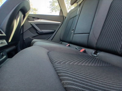 Audi Q5 35 TDI quattro S tronic Business (20)