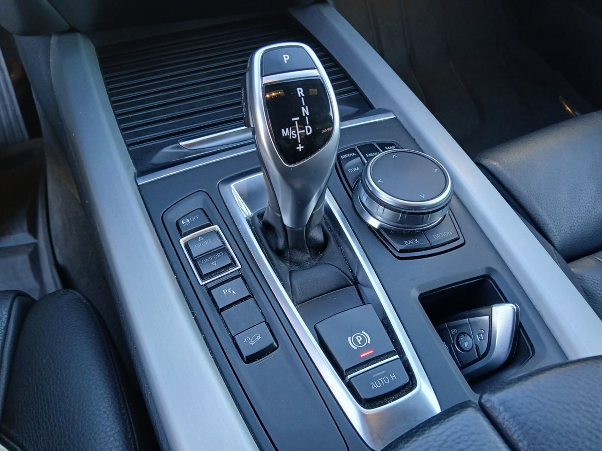 BMW X5 xDrive25d Experience (20)