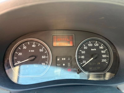 Dacia Sandero 1.2 16V GPL 75CV Embleme (14)