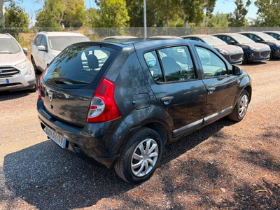 Dacia Sandero 1.2 16V GPL 75CV Embleme (3)