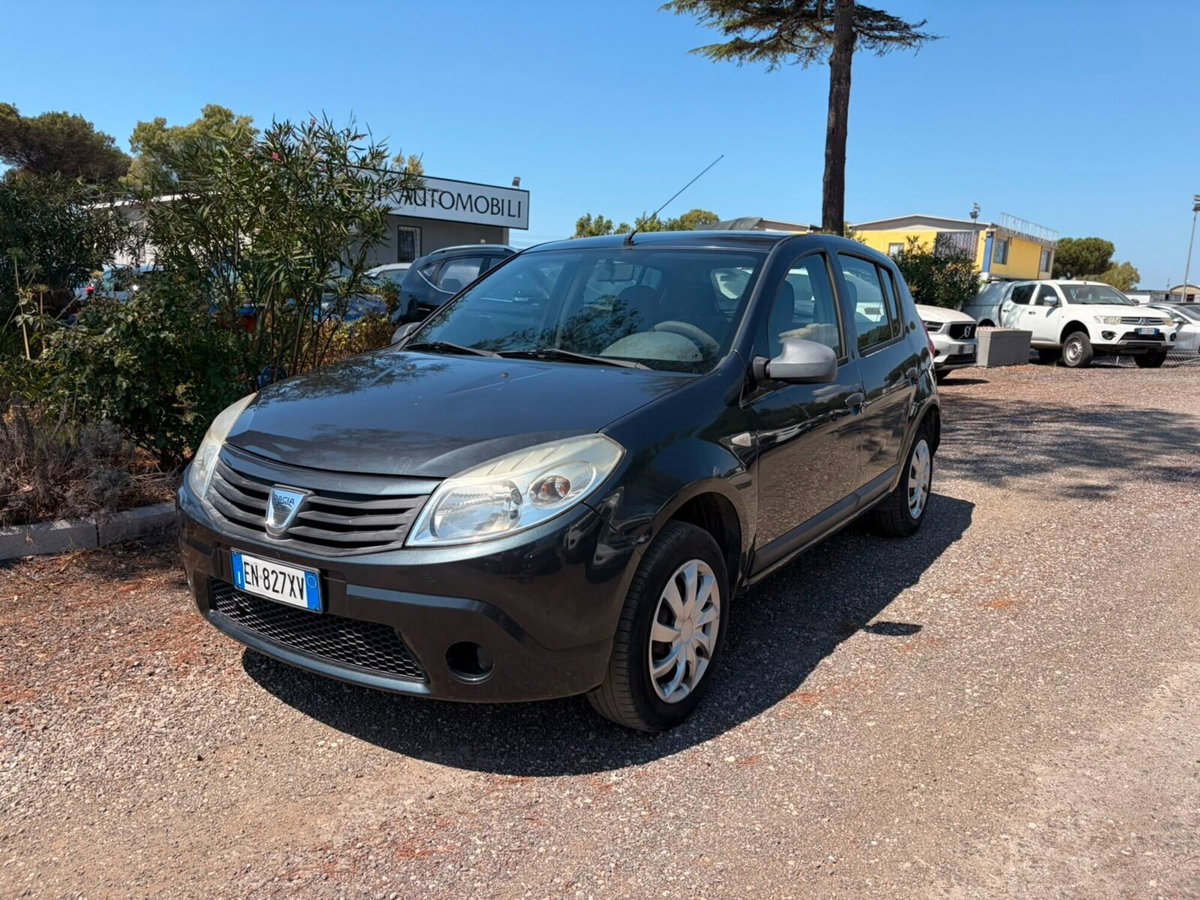 Dacia Sandero 1.2 16V GPL 75CV Embleme (4)