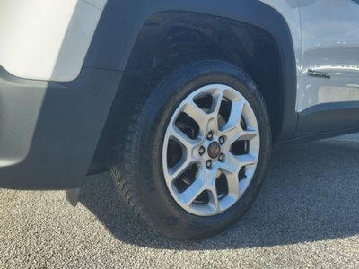 Jeep Renegade 2.0 Mjt 140CV 4WD Active Drive Limited (14)