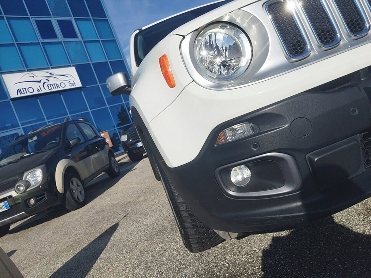 Jeep Renegade 2.0 Mjt 140CV 4WD Active Drive Limited (15)