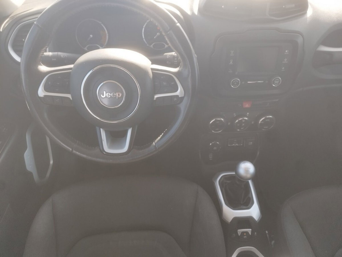 Jeep Renegade 2.0 Mjt 140CV 4WD Active Drive Limited (8)