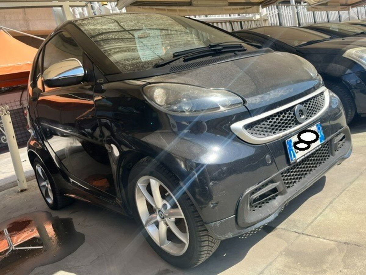 smart Fortwo 1000 52 kW MHD coupé passion (7)