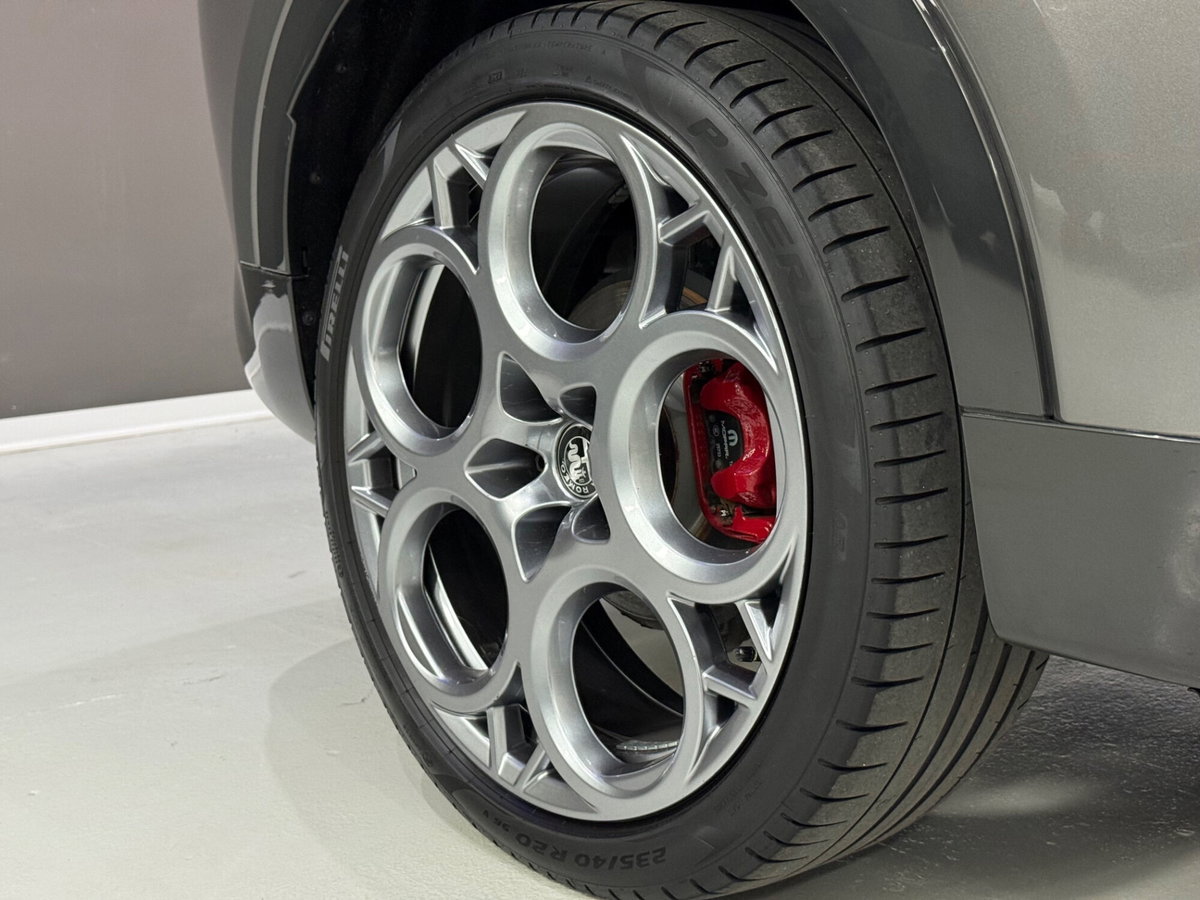 Alfa Romeo Tonale Tonale 1.5 130 CV MHEV TCT7 Edizione Speciale (13)
