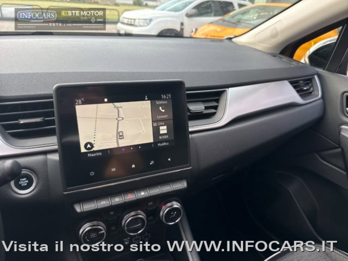 Renault Captur Plug-in Hybrid E-Tech 160 CV Intens (20)