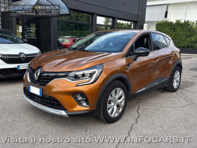 Renault Captur Plug-in Hybrid E-Tech 160 CV Intens (3)