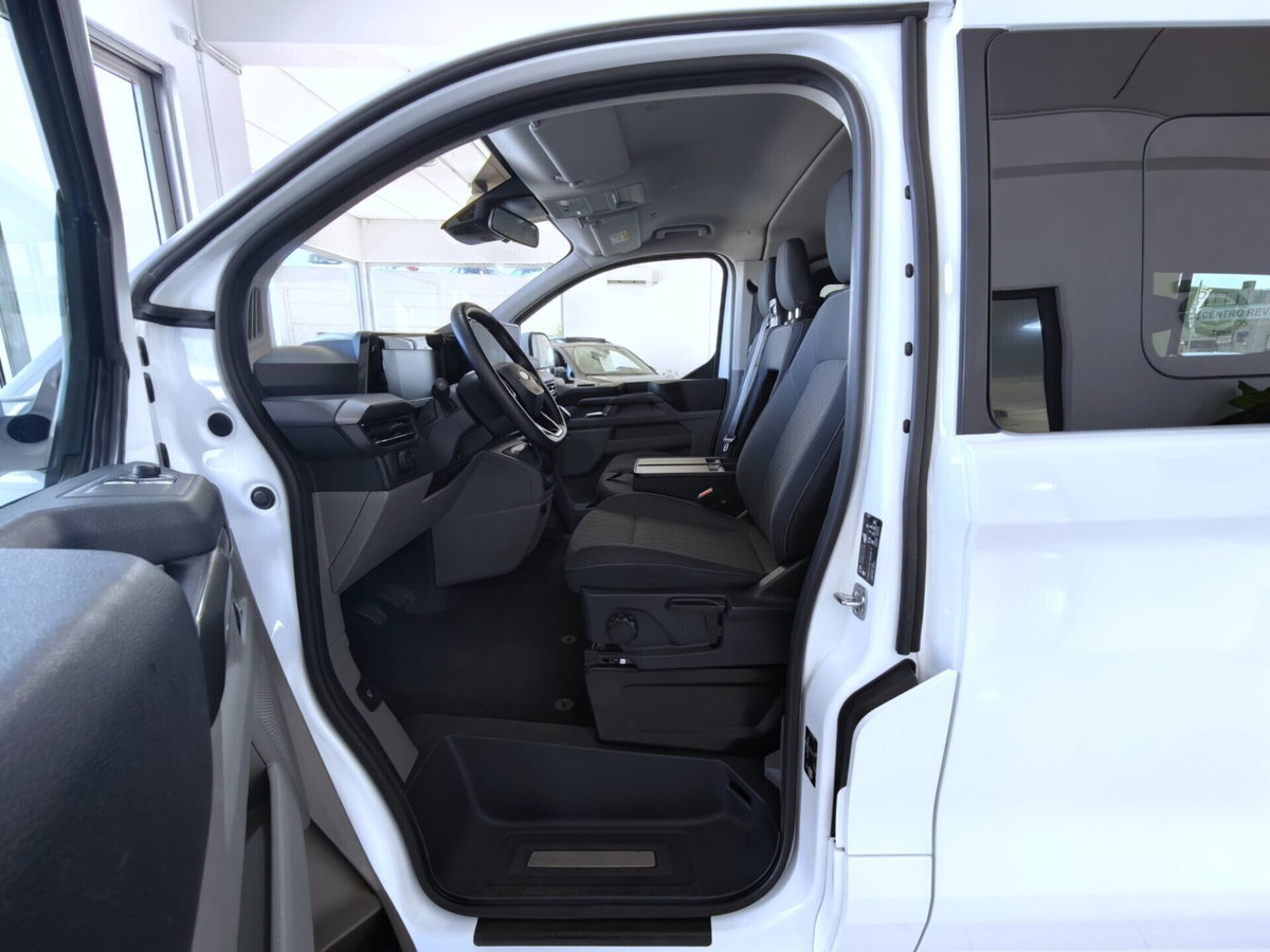 Ford Tourneo Connect Tourneo  2.0 EcoBlue 122 CV AWD Active (7)