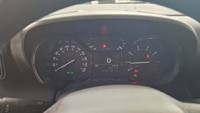 Citroen C3 Aircross BlueHDi 110 S&S Live (6)