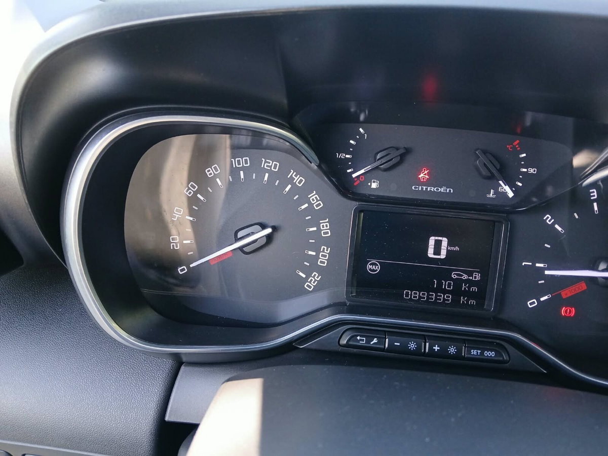 Citroen C3 Aircross BlueHDi 100 S&S Feel (11)