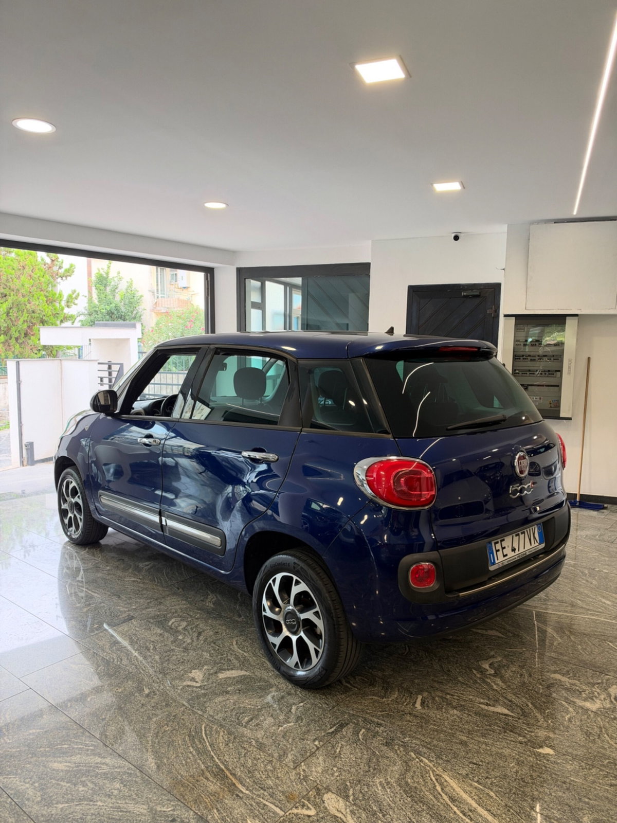 Fiat 500L 0.9 TwinAir Turbo Natural Power Lounge (6)