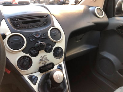 Ford Ka 1.3 TDCi 75CV Titanium cDPF (14)
