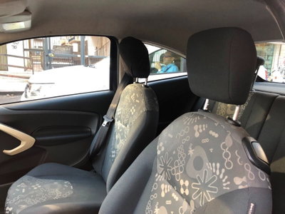 Ford Ka 1.3 TDCi 75CV Titanium cDPF (19)