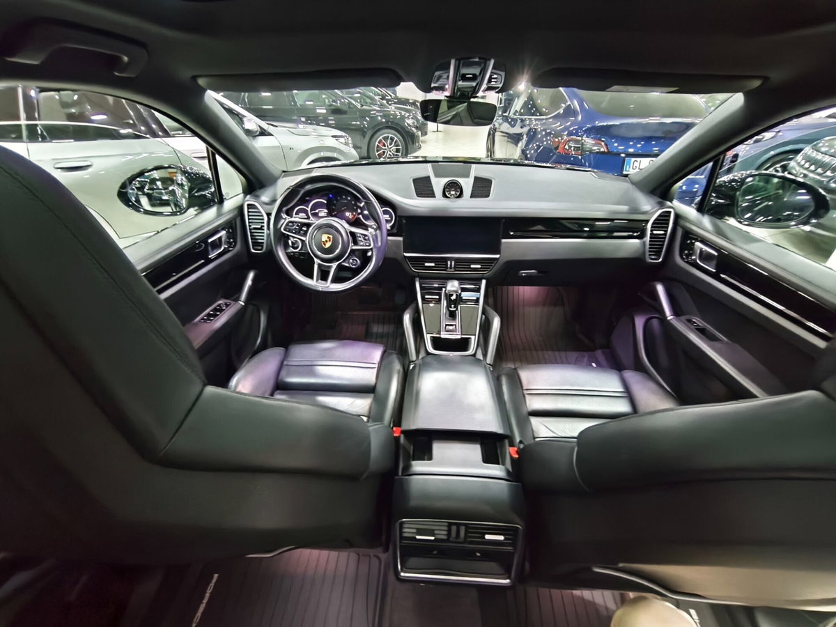 Porsche Cayenne Coupé 3.0 V6 (17)