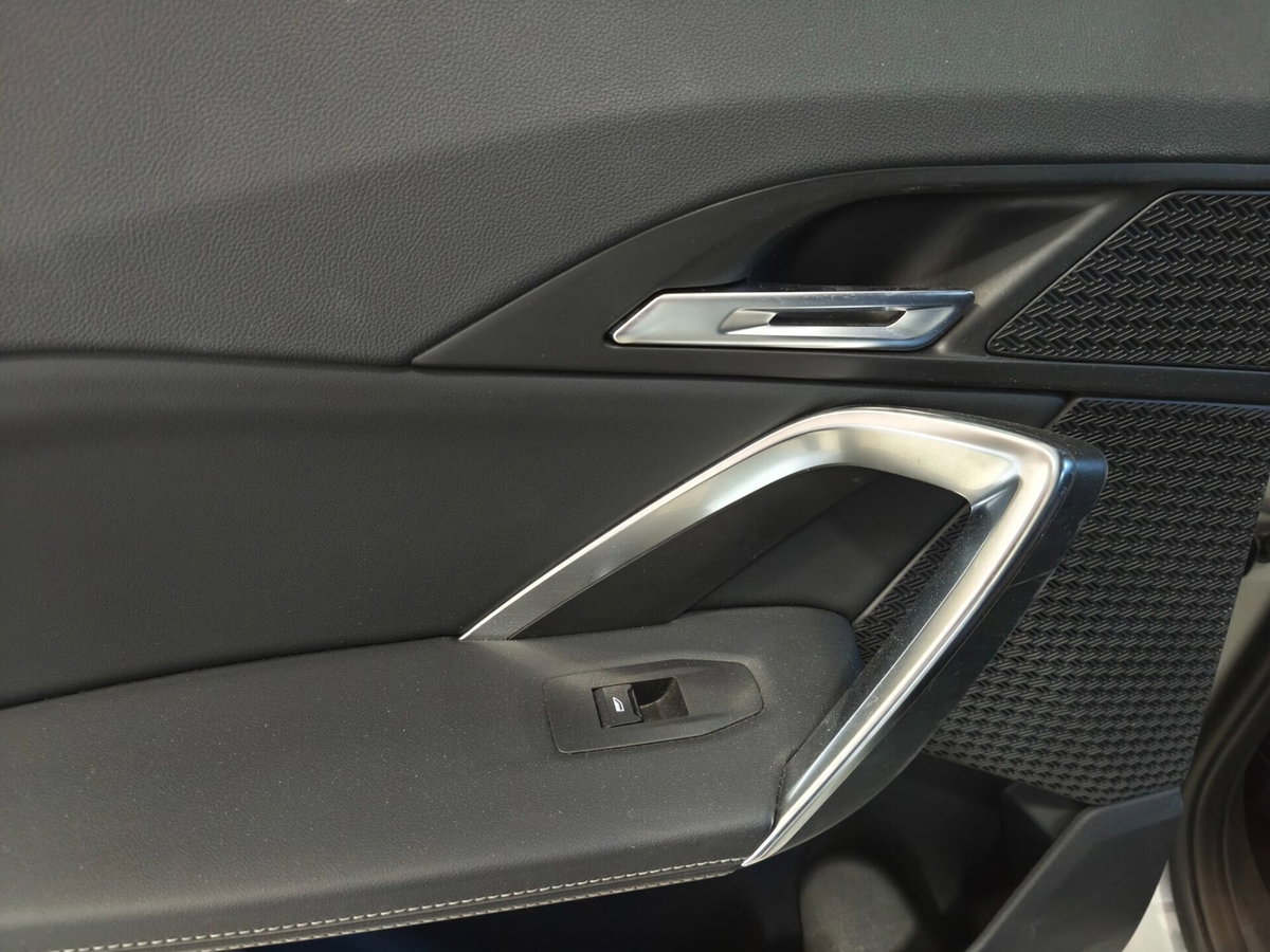 BMW iX1 xdrive 30 MSport (12)