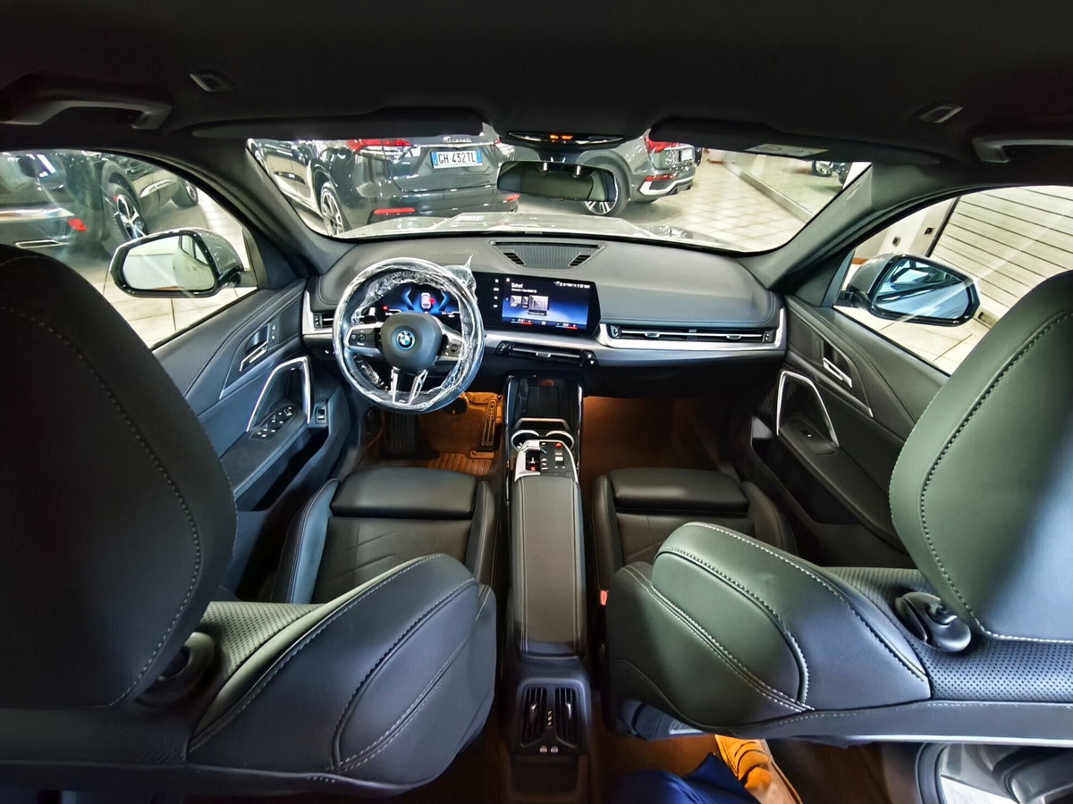 BMW iX1 xdrive 30 MSport (15)