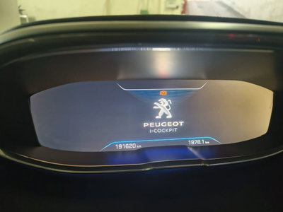 Peugeot 3008 BlueHDi 130 S&S EAT8 GT Line (18)