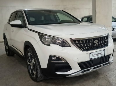 Peugeot 3008 BlueHDi 130 S&S EAT8 GT Line (2)