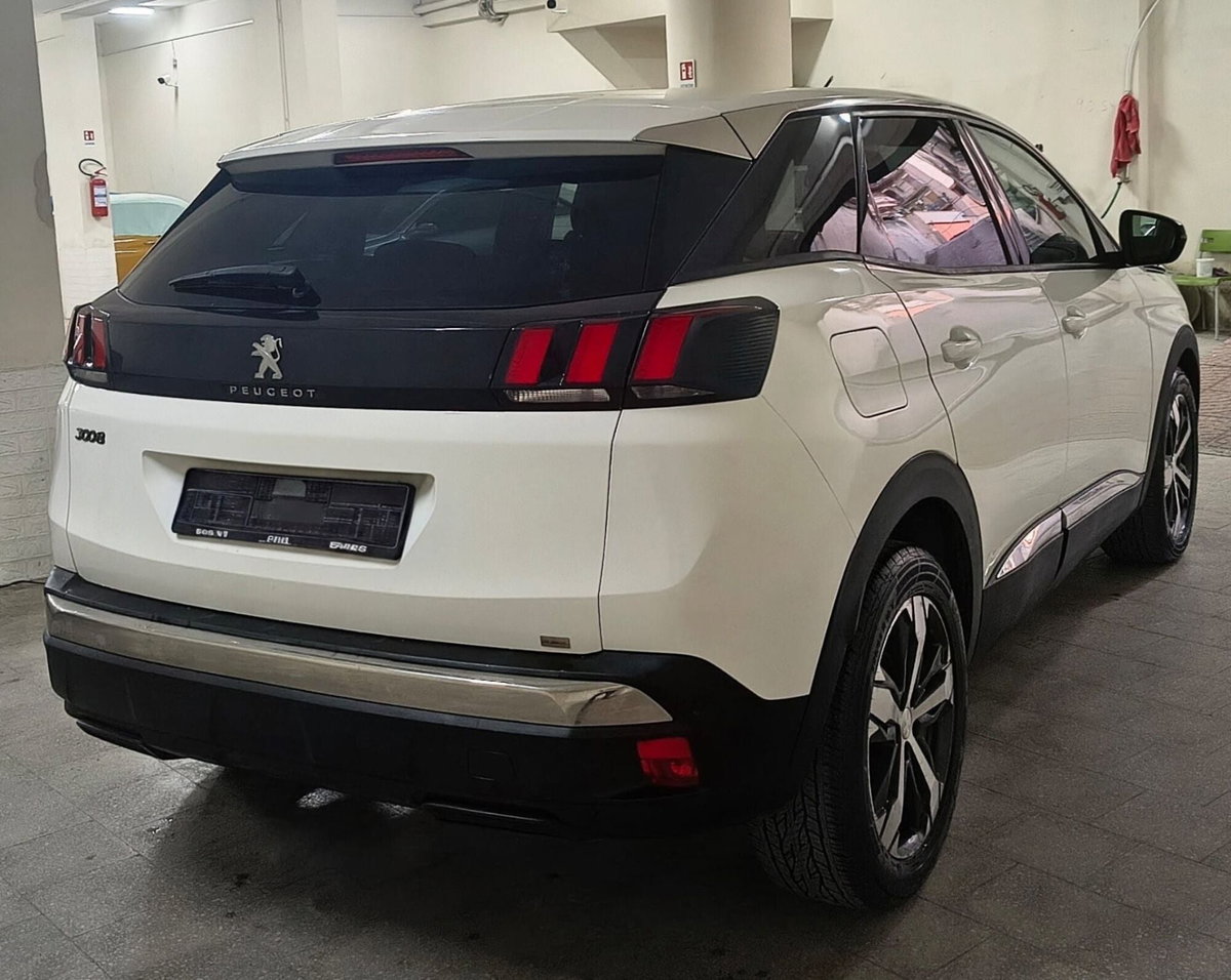Peugeot 3008 BlueHDi 130 S&S EAT8 GT Line (3)