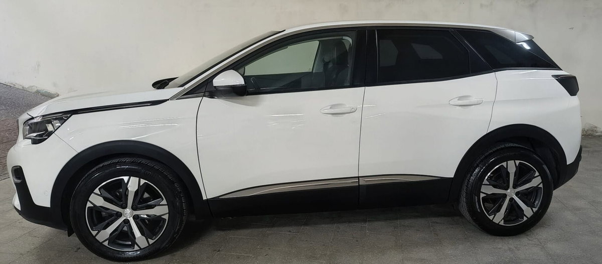 Peugeot 3008 BlueHDi 130 S&S EAT8 GT Line (5)