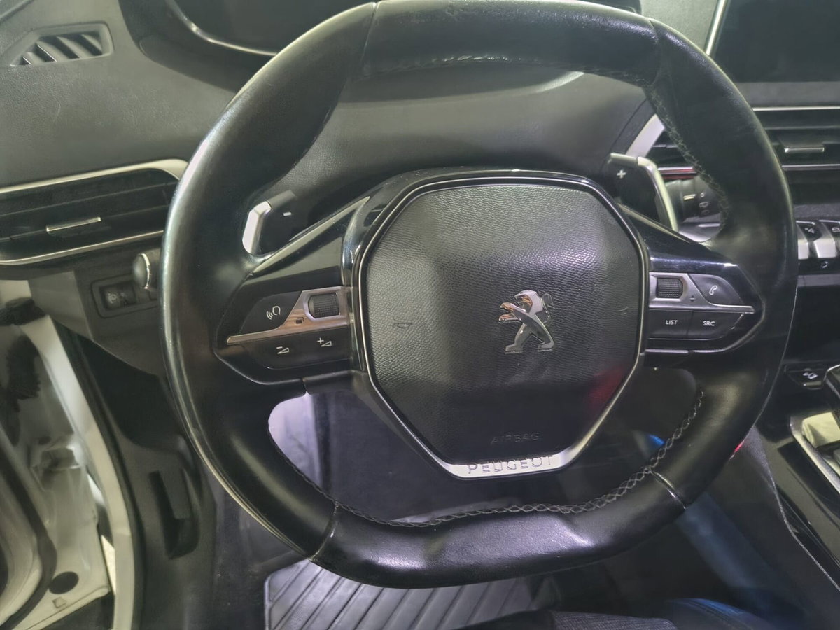 Peugeot 3008 BlueHDi 130 S&S EAT8 GT Line (8)