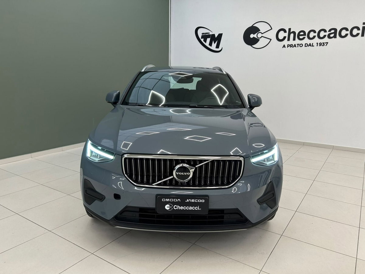 Volvo XC40 T4 Recharge Plug-in Hybrid R-design (3)