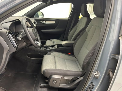Volvo XC40 T4 Recharge Plug-in Hybrid R-design (8)