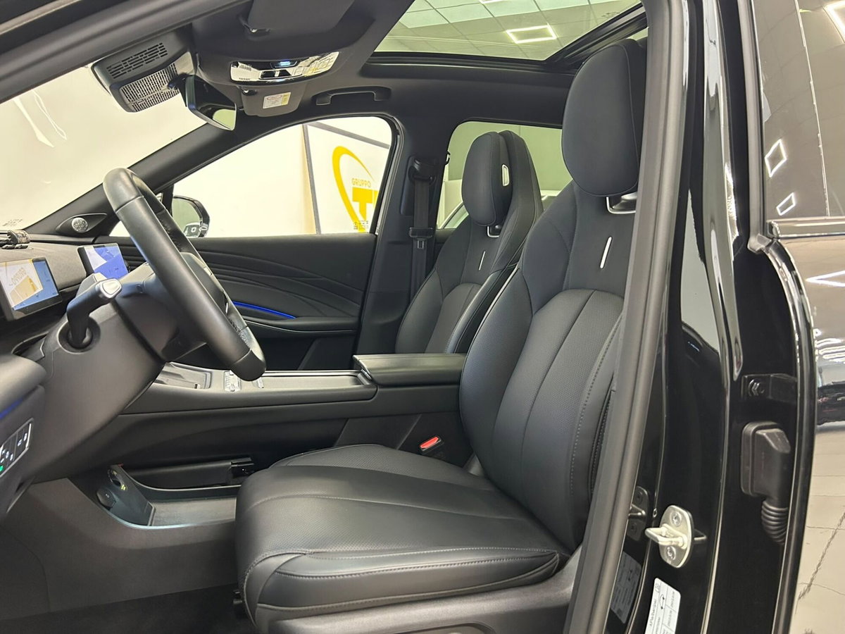 Omoda Omoda 5 SHS-H 1.5 tgdi hev Premium dht (9)
