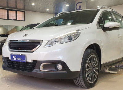 Peugeot 2008 100 Active usata