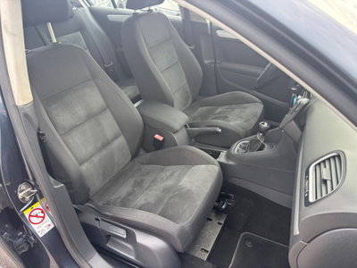 Volkswagen Golf 2.0 TDI 110CV DPF 5p. Comfortline (12)