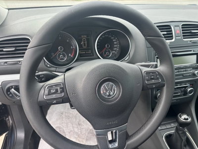 Volkswagen Golf 2.0 TDI 110CV DPF 5p. Comfortline (16)