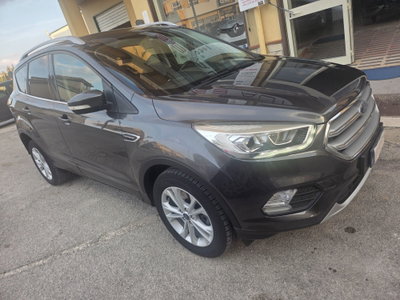 Ford Kuga 1.5 TDCI 120 CV S&S 2WD Titanium (5)