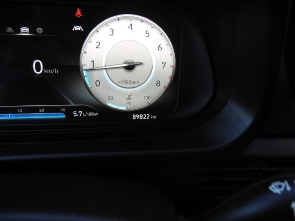 Hyundai Bayon 1.2 mpi Xline (16)