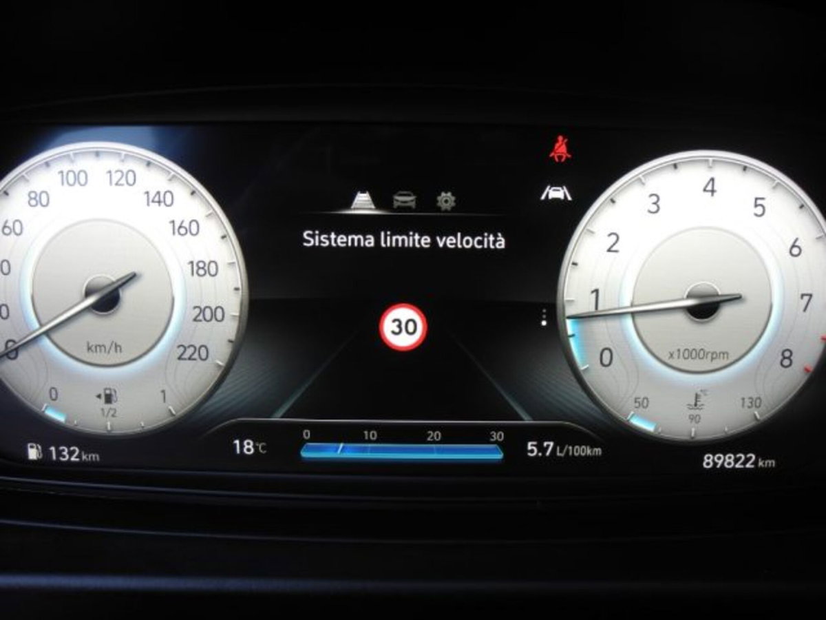 Hyundai Bayon 1.2 mpi Xline (18)