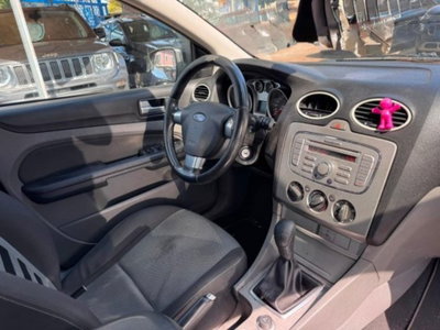Ford Focus 1.6 TDCi (90CV) 5p. (8)