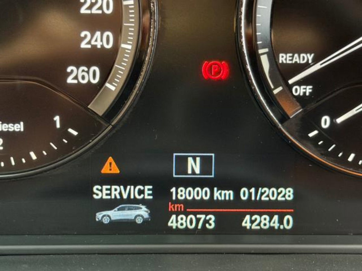BMW X1 sDrive16d Advantage (15)