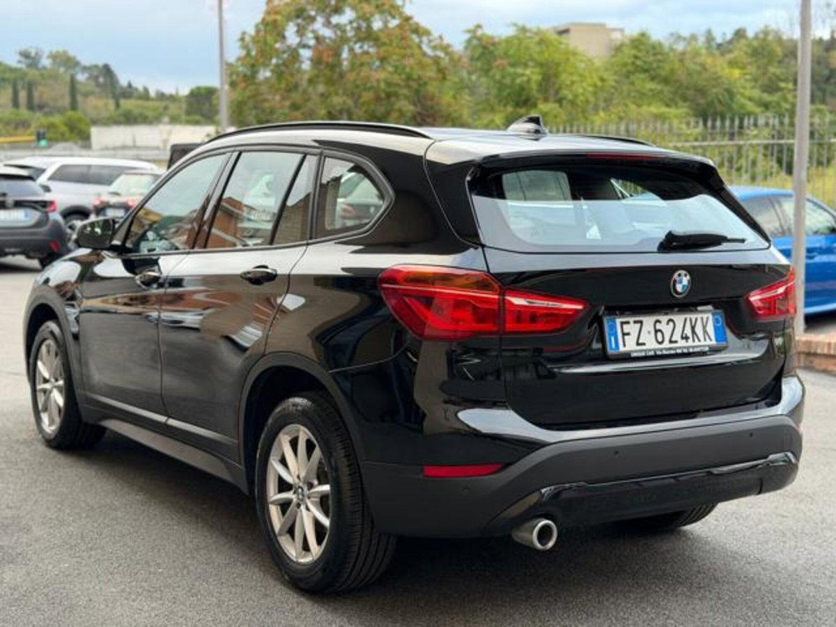 BMW X1 sDrive16d Advantage (4)