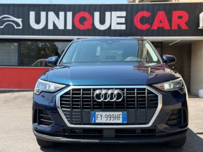 Audi Q3 35 TDI quattro S tronic Business (2)