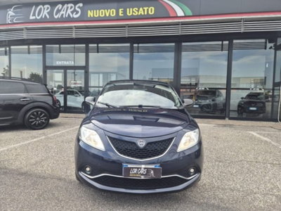 Lancia Ypsilon 1.2 69 CV 5 porte GPL Ecochic Gold (2)