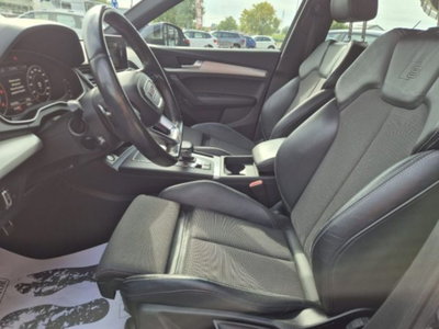 Audi Q5 2.0 TDI 190 CV quattro S tronic Sport (8)