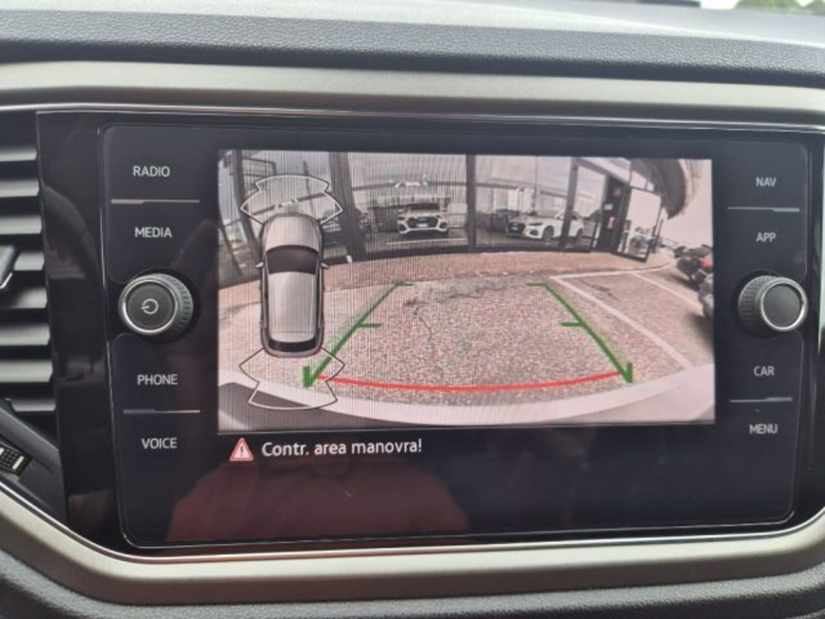 Volkswagen T-Roc 1.0 TSI Business BlueMotion Technology (13)