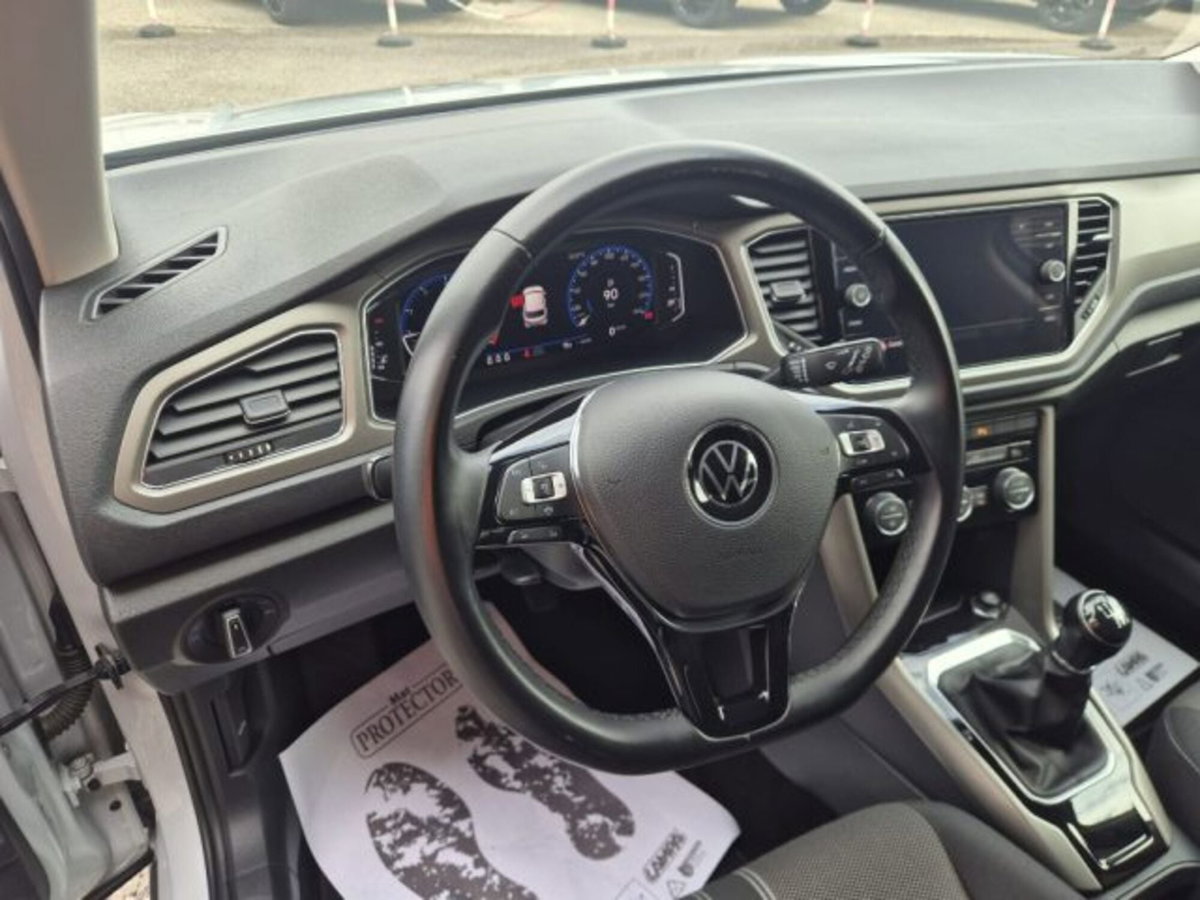 Volkswagen T-Roc 1.0 TSI Business BlueMotion Technology (8)