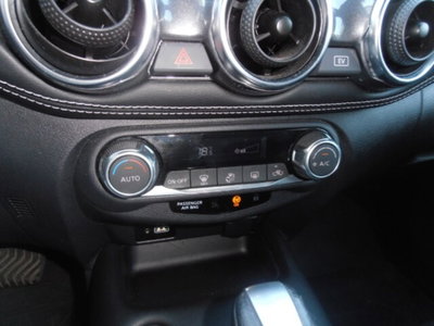 Nissan Juke 1.6 hev N-Connecta (12)