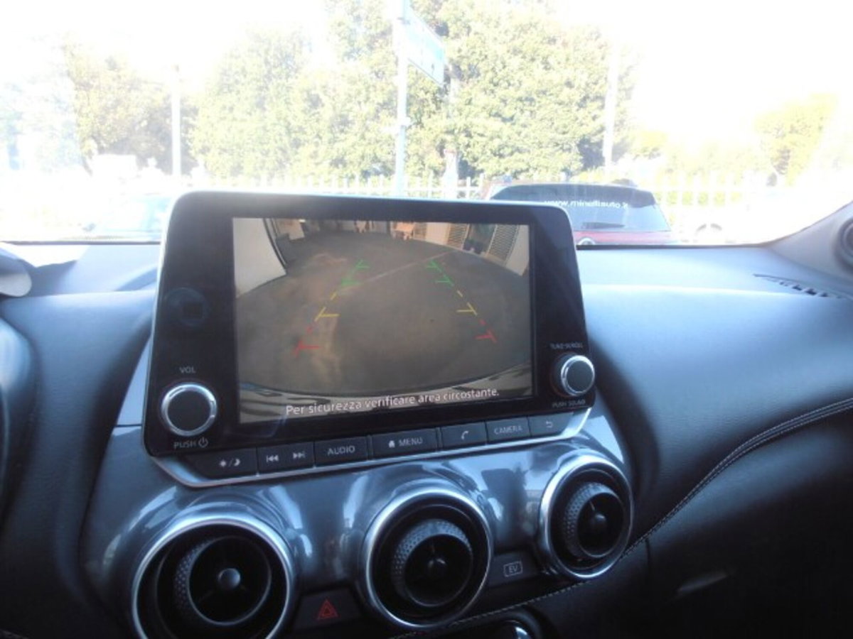 Nissan Juke 1.6 hev N-Connecta (17)