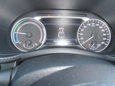 Nissan Juke 1.6 hev N-Connecta (9)